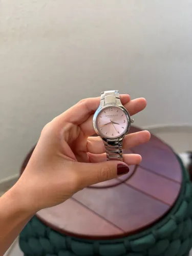 Relógio de pulso feminino