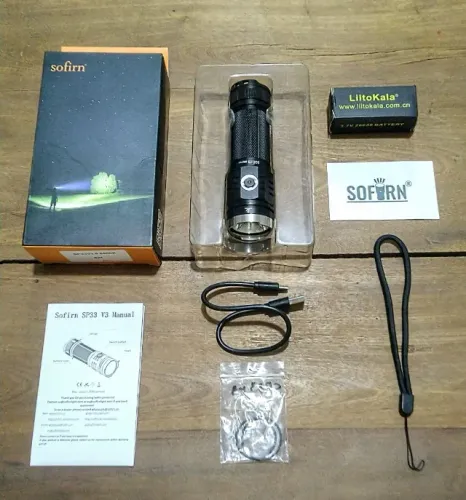 VENDO - LANTERNA RECARREGÁVEL PROFISSIONAL "SOFIRN SP33 V3"  +  1 BATERIA 26650 LIITOKALA 