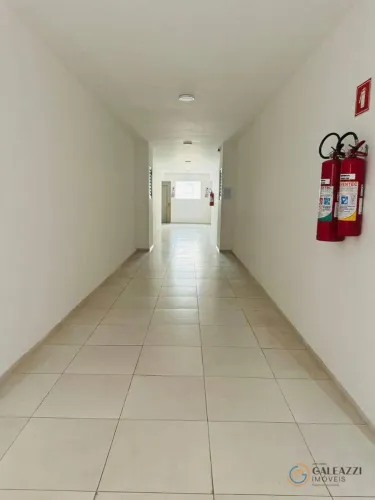 Apartamento com 2 dormitórios para alugar, 70 m² por R$ 4.167/mês - Parque Assunção - Tabo