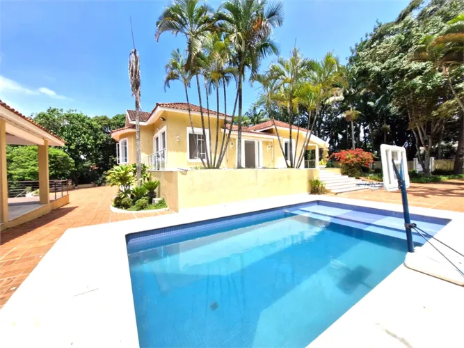 Casa à venda com 4 suítes no condomínio Chacara Flora, São Paulo - SP