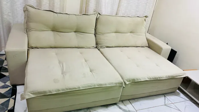 Sofá retrátil