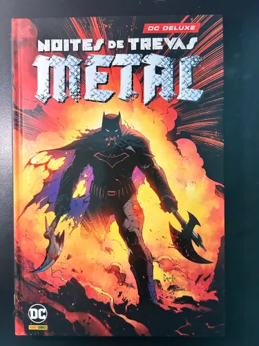HQ Batman - Noites de Trevas Metal - DC Deluxe