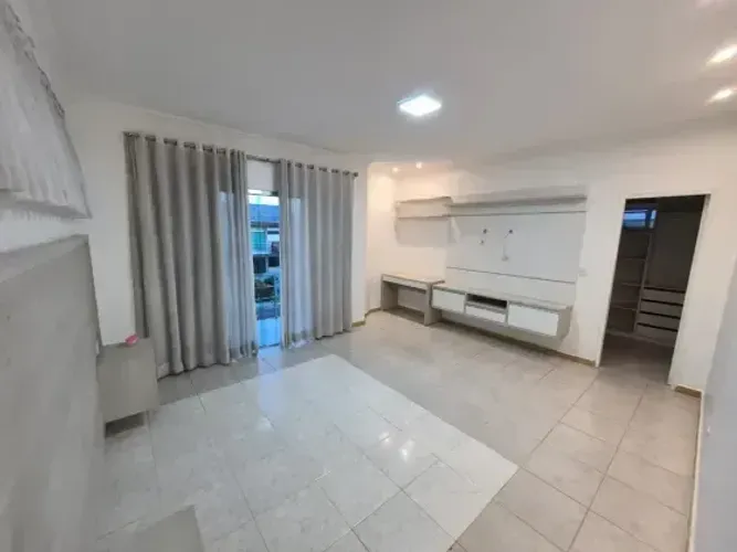 RESIDENCIAL LARANJEIRAS, 4 SUÍTES, S/ 1 TÉRREA, PISCINA, CHURRASQUEIRA