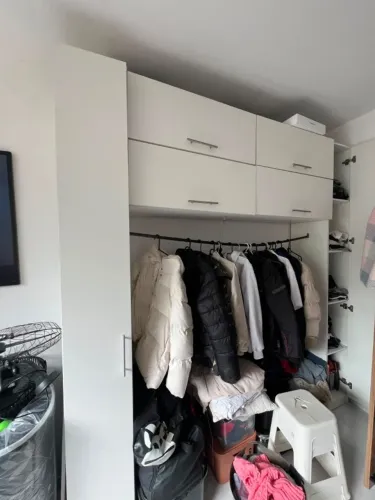 Guarda roupa em 100% MDF Branco