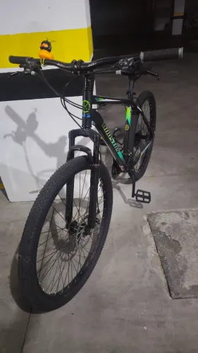 Bike aro 27,5 . Retirada em Garibaldi (tenho duas bikes, valor negociável)