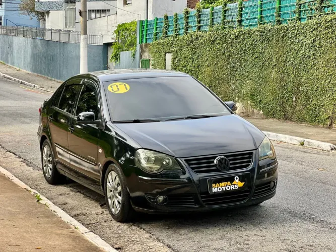 Volkswagen Polo Sed. Comfort. 1.6 MI Tot. Flex 8V 2007