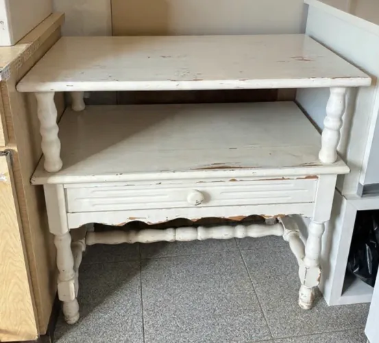 Mesa de Cabeceira/Apoio Branca - Madeira 