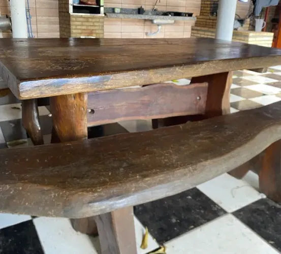 Mesa rústica sucupira 