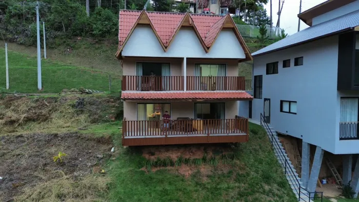Lindo Chalé Duplex no Eco Resort China Park