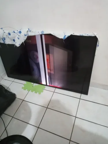 Televisor de 50 polegadas com pequena falha!