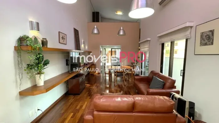 Linda casa de Vila Térrea no coração da Vila Mariana !