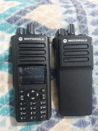 Radio motorola dgp5550e vhf e dgp8050e uhf