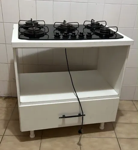 Cooktop 5 bocas + balcão (usado)