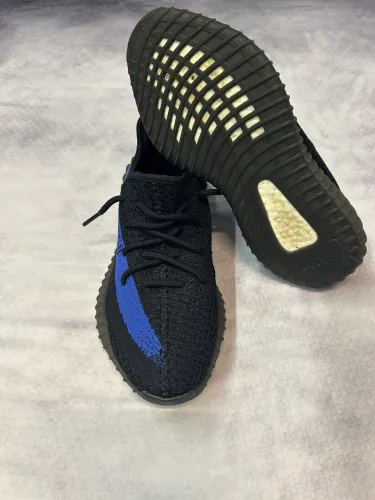 Yeezy dazzling blue 