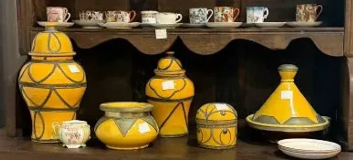 Conjunto Marroquino amarelo ouro