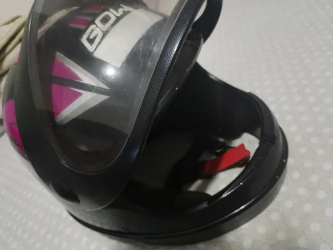 Capacete Gown n° 54 - usado