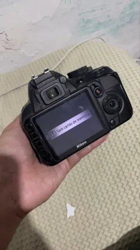NIKON D3100