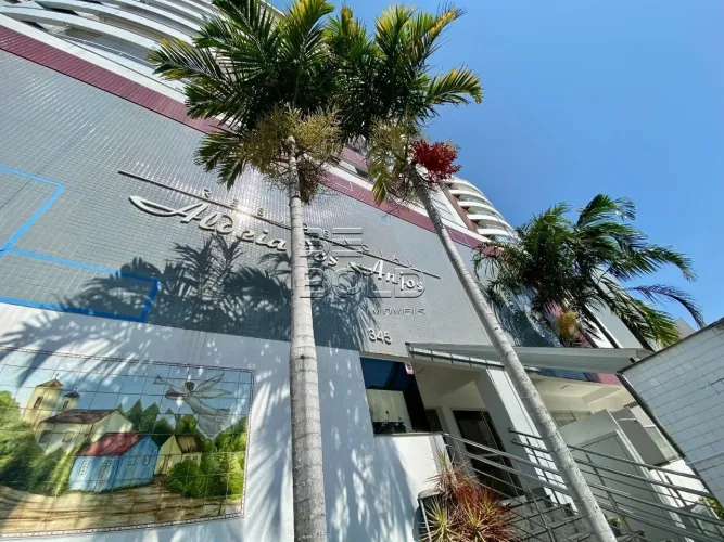 Apartamento com sacada 2 dormitórios em Campinas