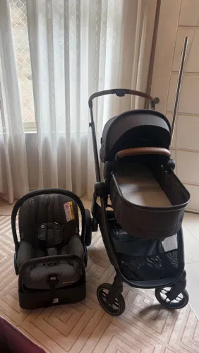 Carrinho e bebê conforto Anna3 Maxi Cosi