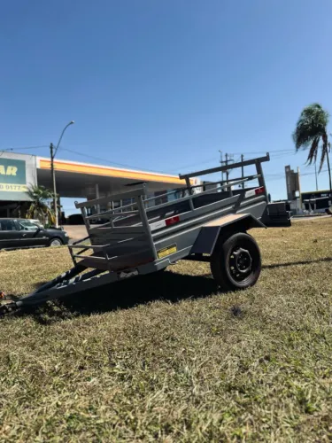 Carreta Reboque 1.50 x 1.20 projetada para máxima estabilidade