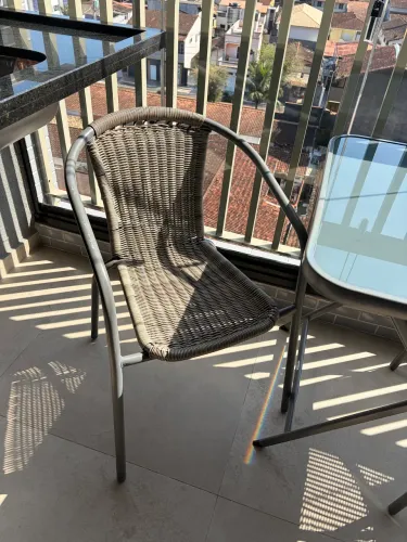 Conjunto de Mesa e Cadeiras 60cmx60cm na cor Cinza