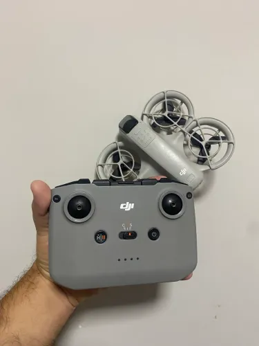 DJI NEO - Combo Fly More