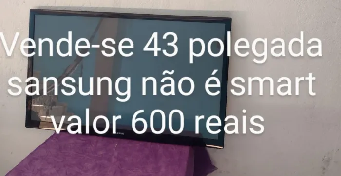 Vendendo essa TV 43 polegadas não é smart