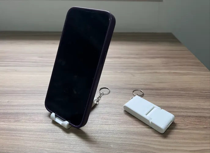 Chaveiro porta celular