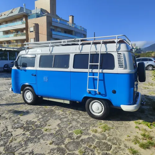 Volkswagen Kombi Standard 1.4 MI Total Flex 8V 2010