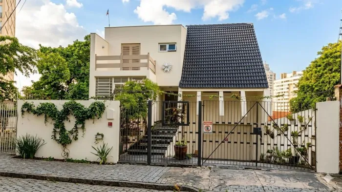 Lindo Sobrado de 3 Dormitórios com outra casa nos fundos para renda ,Jaguaré, São Paulo