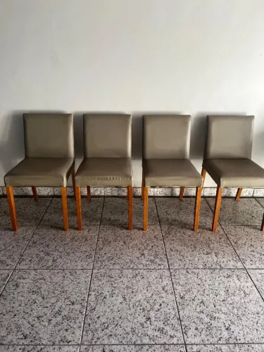 Cadeiras Tok&Stok (mesa de jantar)