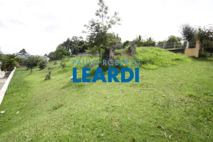 TERRENO - TAMBORÉ - SP