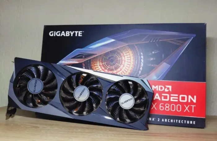 AMD Radeon RX 6800XT 16GB GIGABYTE - Seminova com caixa
