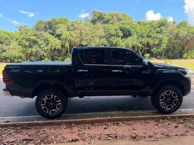 Toyota Hilux CD SRX 4X4 2.8 TDI 16V Diesel Aut. 2022