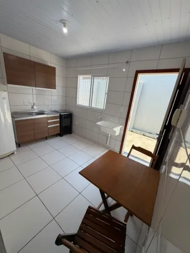 Apto 1 quarto com mobília, água inclusa e IPTU estreito/barreiros com proprietário