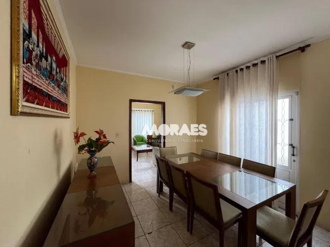 Casa Térrea em Condomínio Fechado com 3 quartos à venda, 180 m² por R$ 640.000 - Residenci