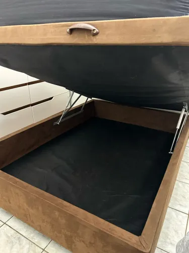 COLCHÃO DE CASAL + BOX BAÚ