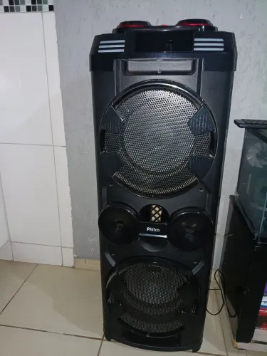 Caixa de som Philco sub de 12 polegadas seco