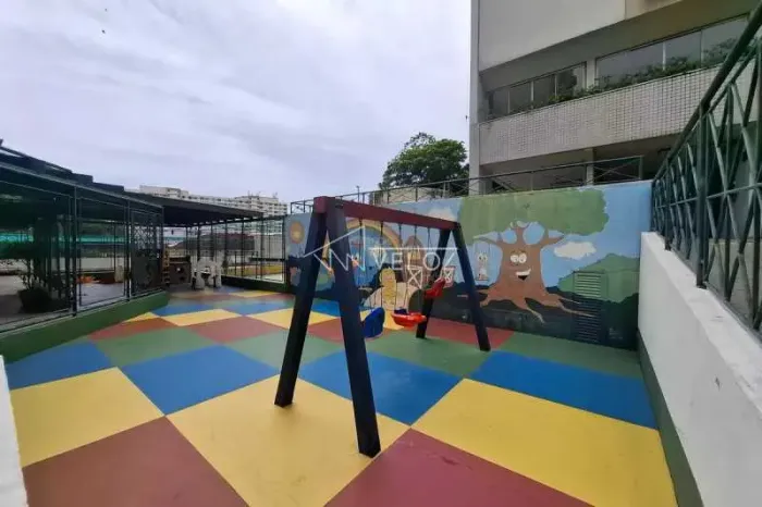 Apartamento : / Residencial / Laranjeiras