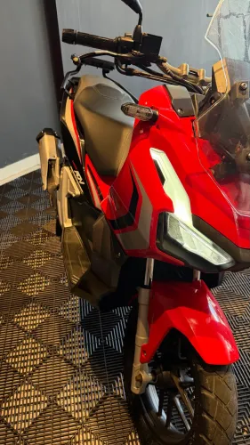 Honda ADV 150 