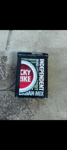 Lata lucky antiga