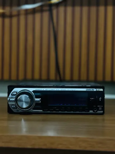 Sony CDX-GT627UX