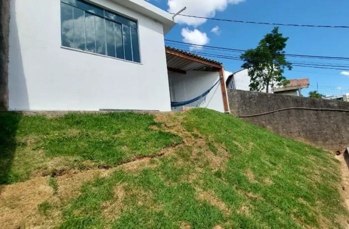 VENDO CASA, KITNET, TINY HOUSE , RECÉM REFORMADA NO BOM PASTOR, OPORTUNIDADE!