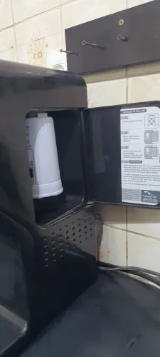 Filtro/purificador de Agua Esmaltec Gelada e Natural Preto 220v