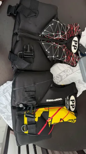 Colete infantil Seadoo para esportes náuticos