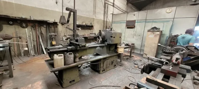 Torno IMOR MVN Adaptado para roda carro