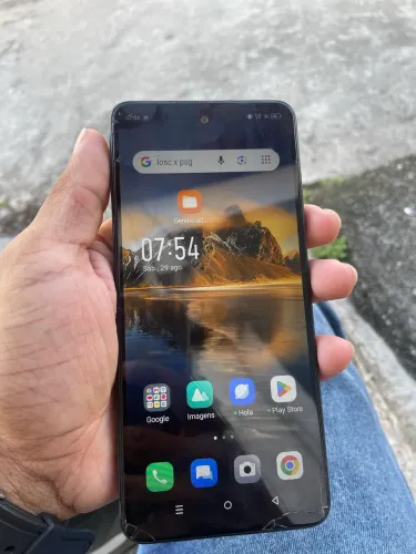 Celular infinix positivo