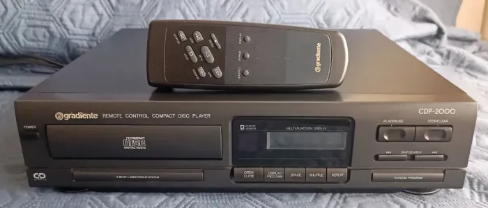 CD PLAYER GRADIENTE CDP-2000 EM ÓTIMO ESTADO!