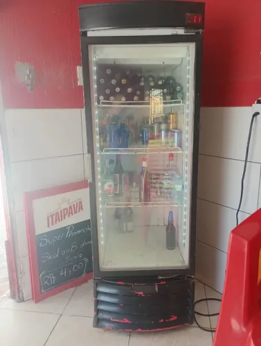 Vendo freezer em ótimo estado 