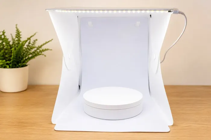 Mini Estúdio Fotográfico LED Portátil com Base Giratória 360° para Fotos de Produtos